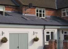 New installed roof on side extension of a house